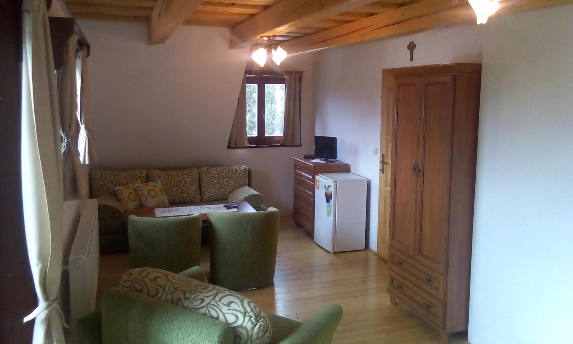 Rekreacna Pod Jedlovinou, Lodge